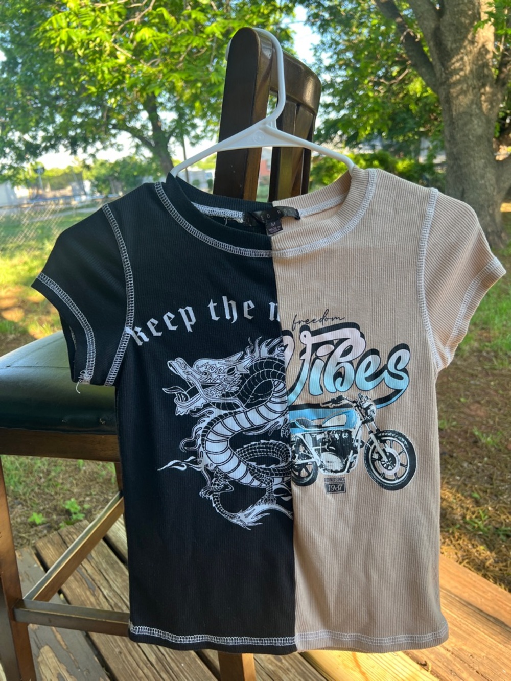 Girls' Two-Tone Black & Tan Graphic Ribbed Tee